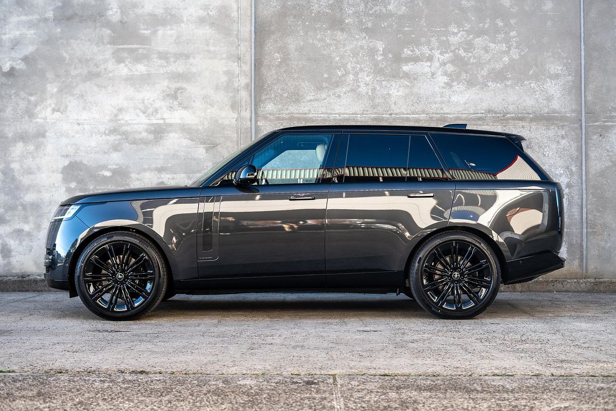2025 Land Rover Range Rover D350 Autobiography L460 LWB