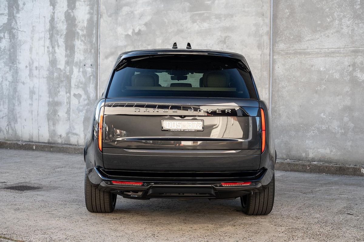 2025 Land Rover Range Rover D350 Autobiography L460 LWB