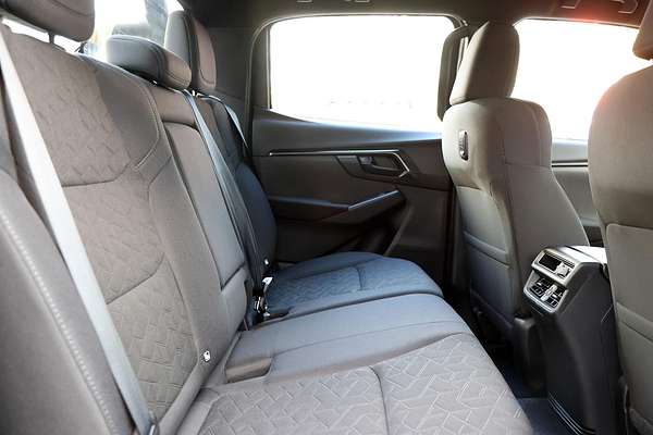 2025 Isuzu D-MAX X-RIDER 4X4