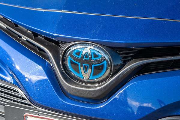 2019 Toyota Camry Ascent AXVH71R