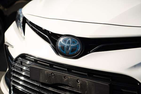 2021 Toyota Camry Ascent AXVH70R