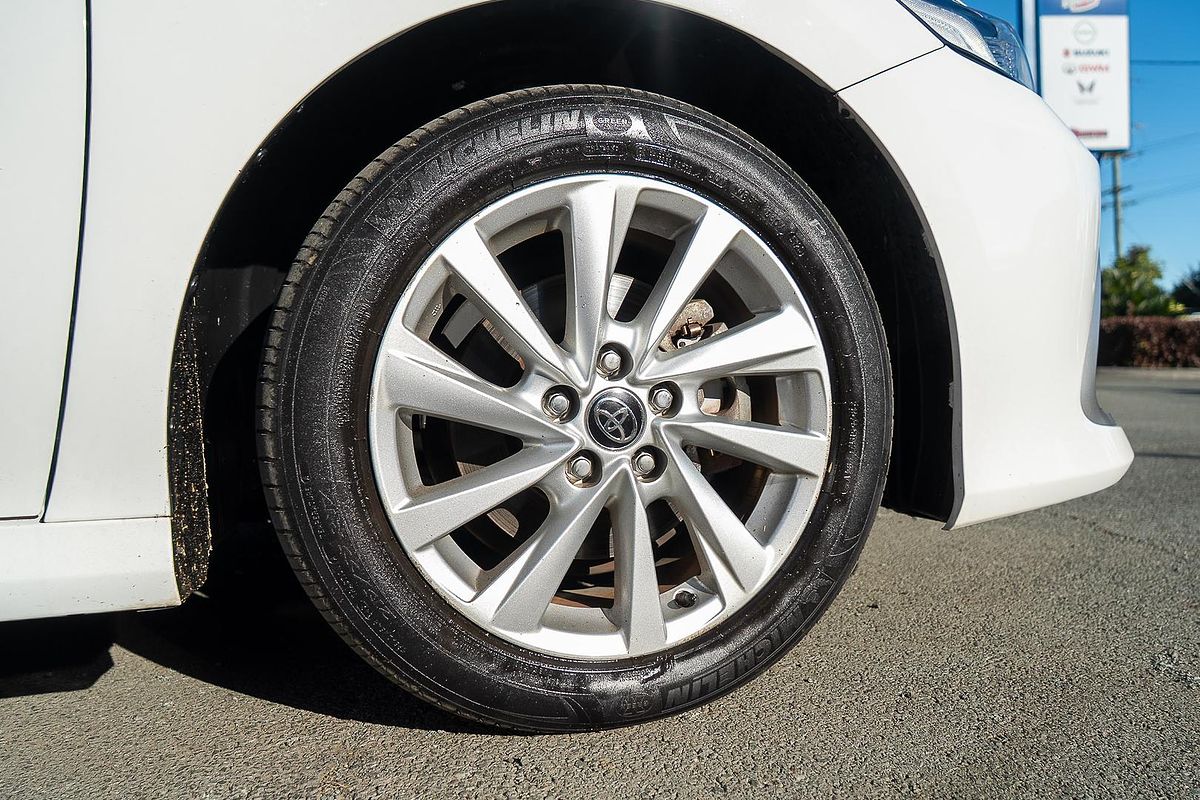 2021 Toyota Camry Ascent AXVH70R
