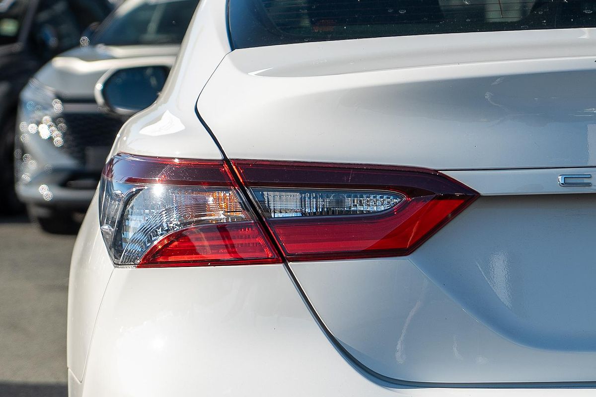 2021 Toyota Camry Ascent AXVH70R