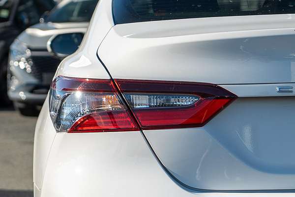 2021 Toyota Camry Ascent AXVH70R