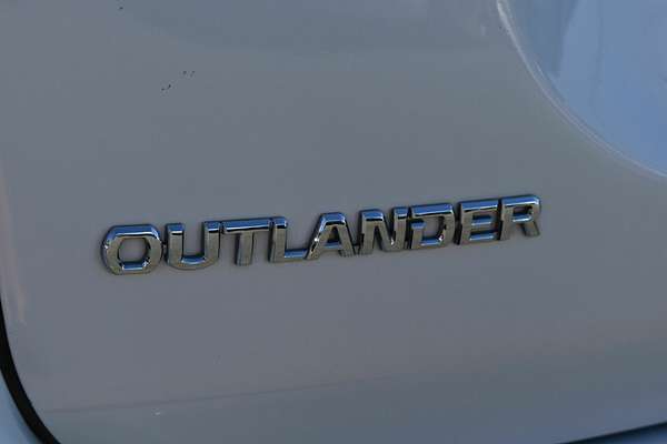 2015 Mitsubishi Outlander LS ZJ