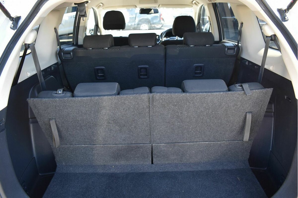 2015 Mitsubishi Outlander LS ZJ