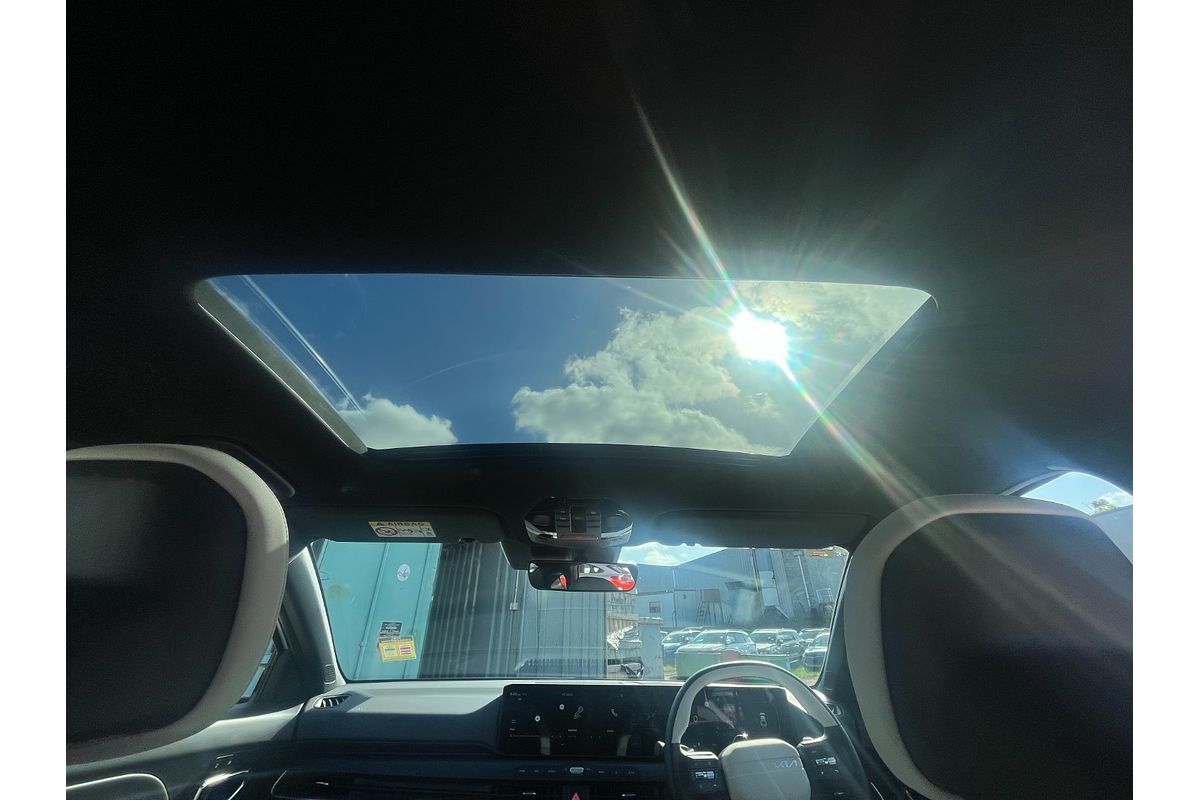 2025 Kia K4 GT-Line CL4m