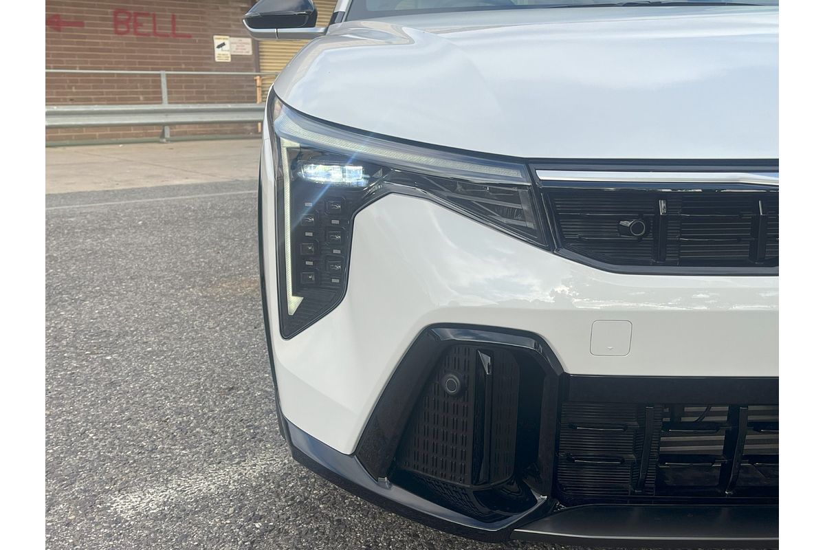 2025 Kia K4 GT-Line CL4m