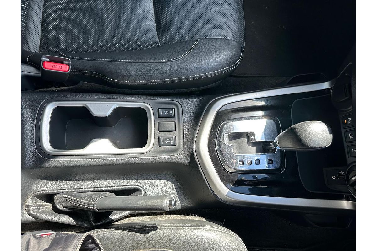 2019 Nissan Navara ST-X D23 Series 4 4X4