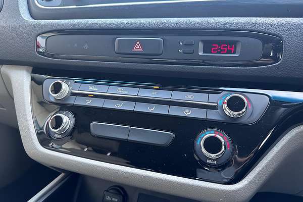2019 Kia Carnival S YP