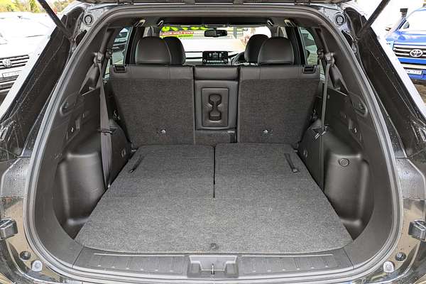 2023 Mitsubishi Outlander LS Black Edition ZM