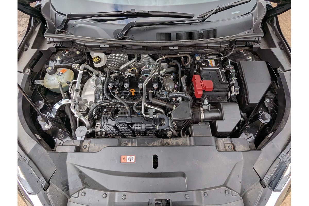 2023 Mitsubishi Outlander LS Black Edition ZM