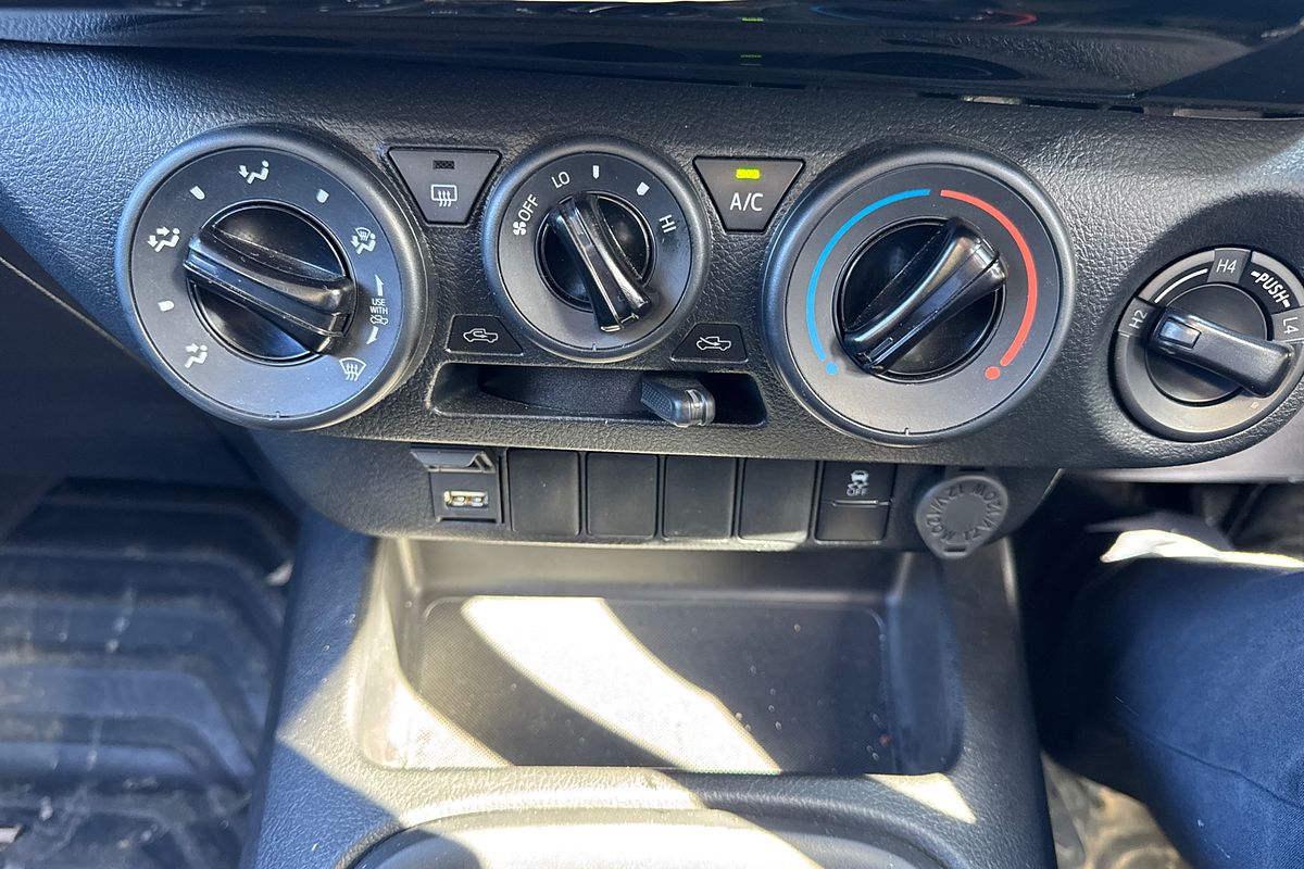 2024 Toyota Hilux Workmate GUN125R 4X4