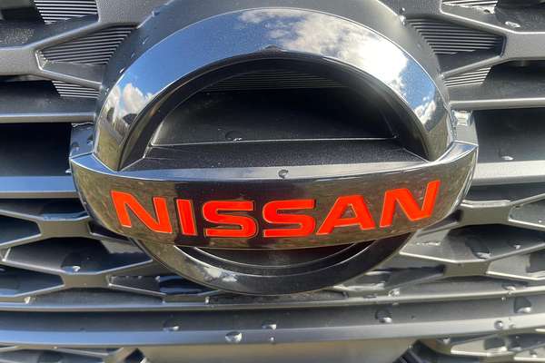 2025 Nissan Navara PRO-4X D23 4X4
