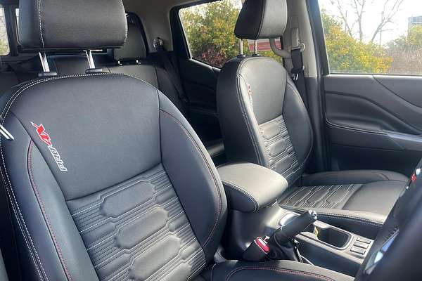 2025 Nissan Navara PRO-4X D23 4X4