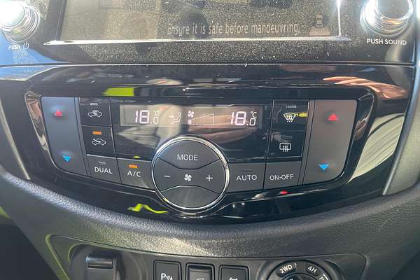2025 Nissan Navara PRO-4X D23 4X4