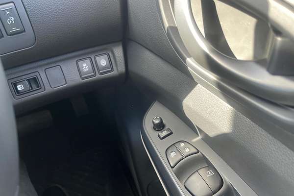 2025 Nissan Navara PRO-4X D23 4X4