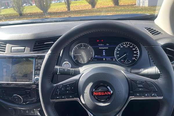 2025 Nissan Navara PRO-4X D23 4X4