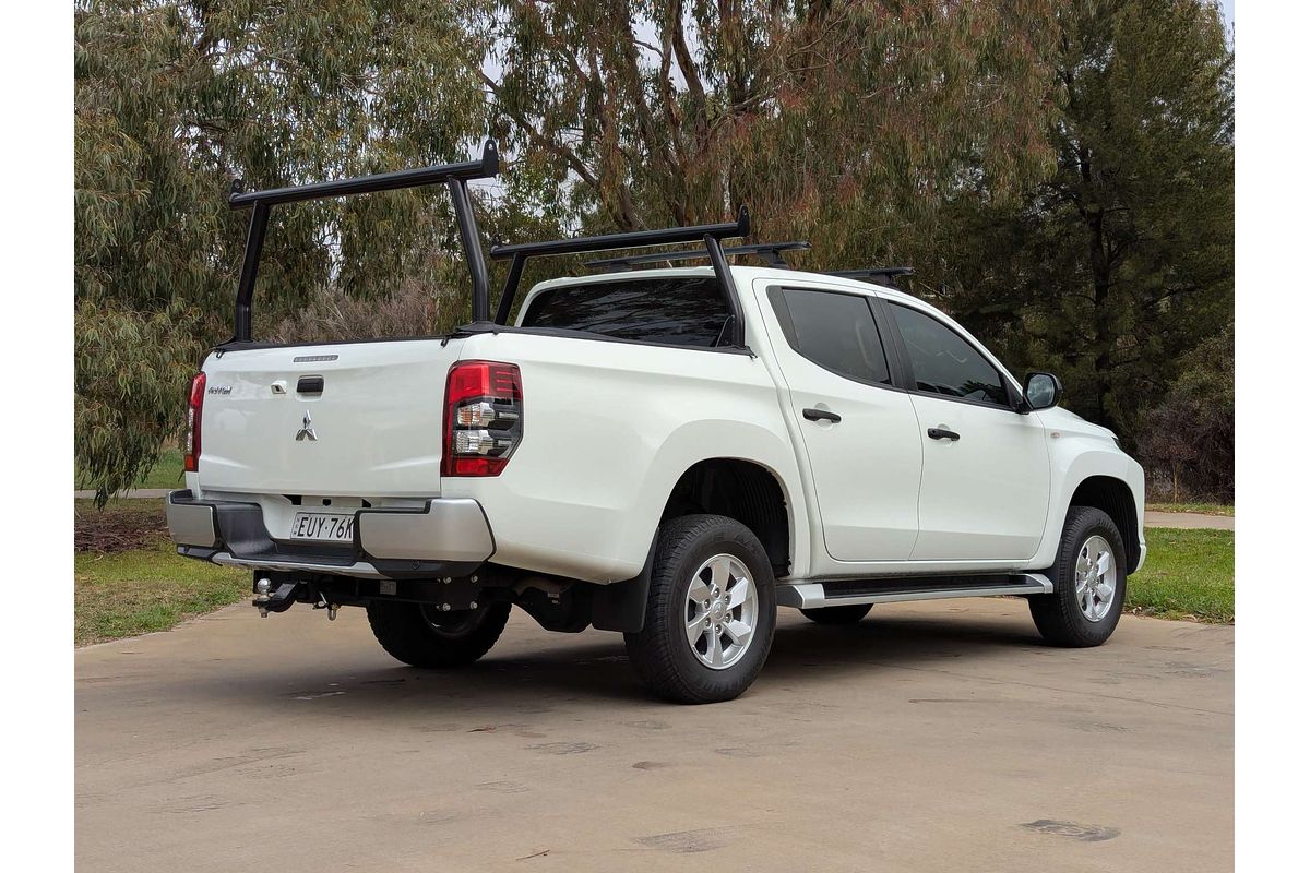 2022 Mitsubishi Triton GLX+ MR 4X4