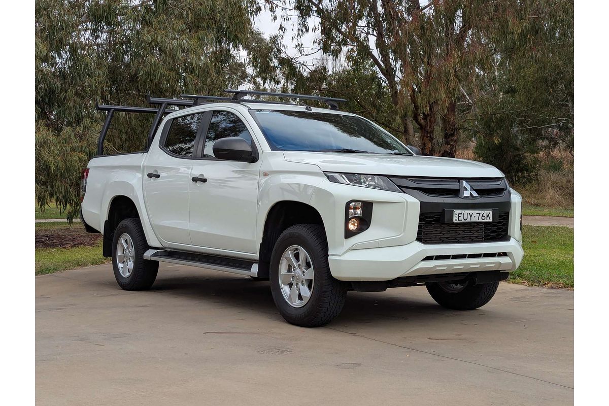 2022 Mitsubishi Triton GLX+ MR 4X4