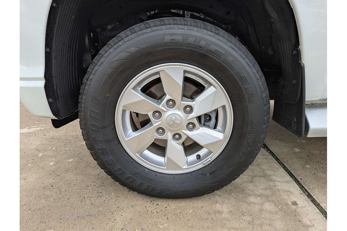 2022 Mitsubishi Triton GLX+ MR 4X4