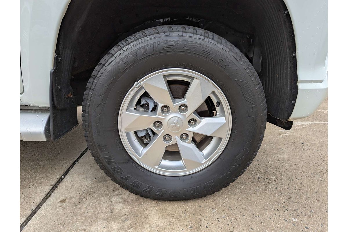 2022 Mitsubishi Triton GLX+ MR 4X4