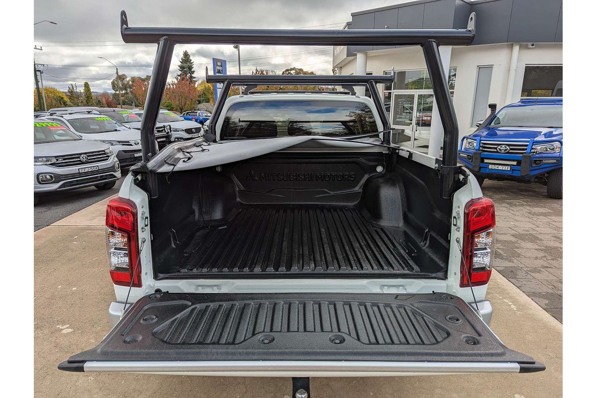 2022 Mitsubishi Triton GLX+ MR 4X4