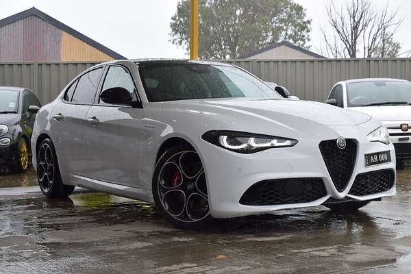 2023 Alfa Romeo Giulia Veloce Series 4
