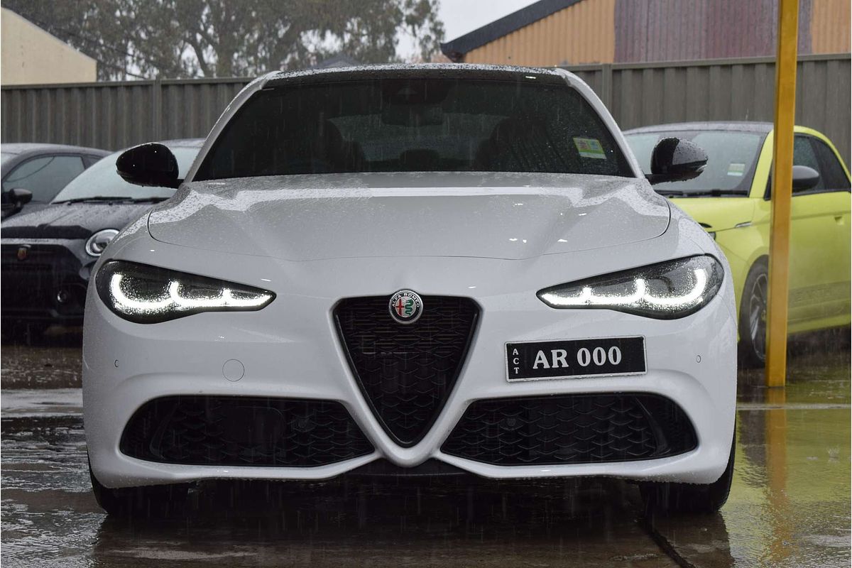 2023 Alfa Romeo Giulia Veloce Series 4