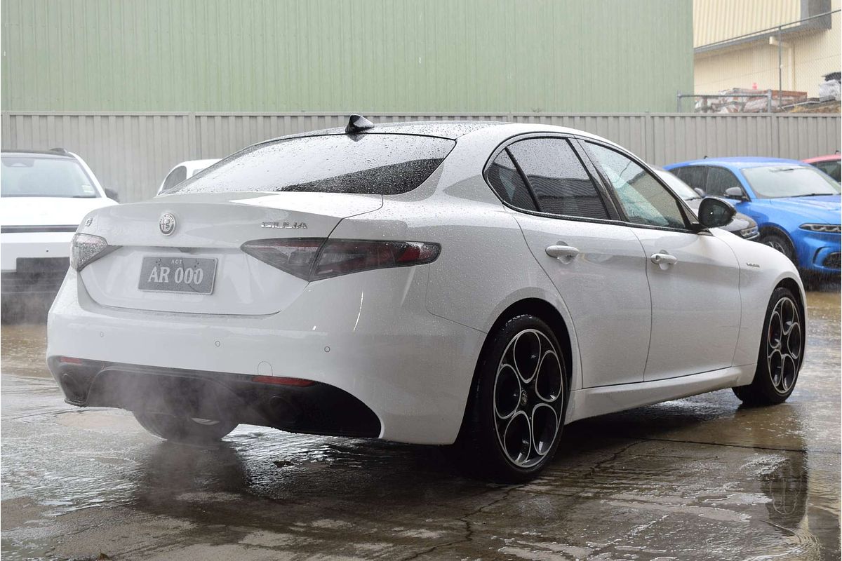 2023 Alfa Romeo Giulia Veloce Series 4