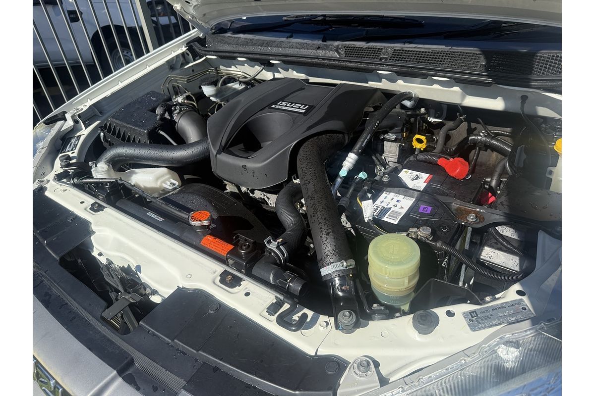 2016 Isuzu D-MAX SX High Ride Rear Wheel Drive
