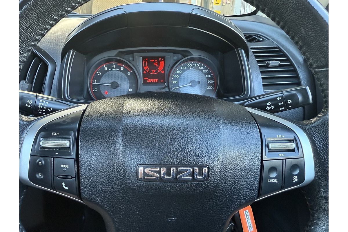 2016 Isuzu D-MAX SX High Ride Rear Wheel Drive