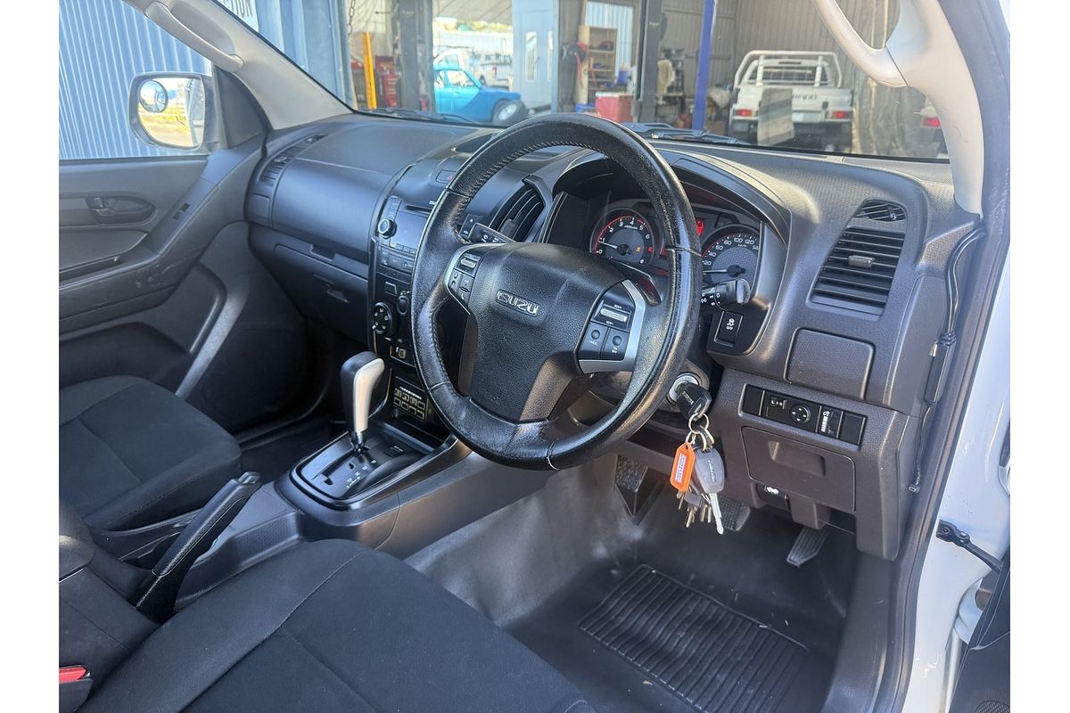 2016 Isuzu D-MAX SX High Ride Rear Wheel Drive