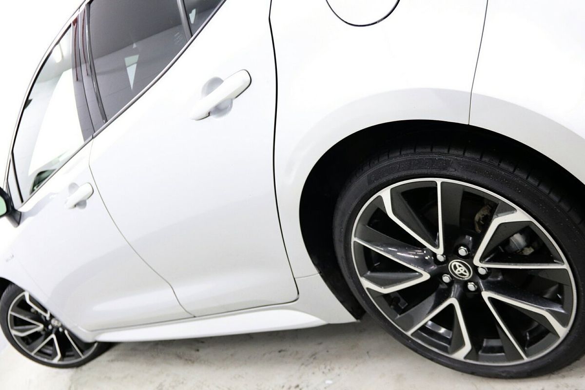 2019 Toyota Corolla ZR Hybrid ZWE211R