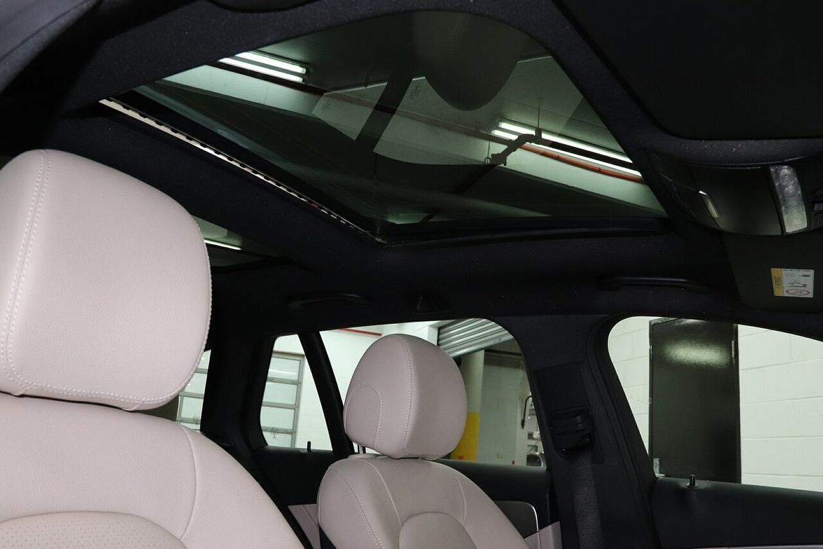 2015 Mercedes-Benz C-Class C200 S205