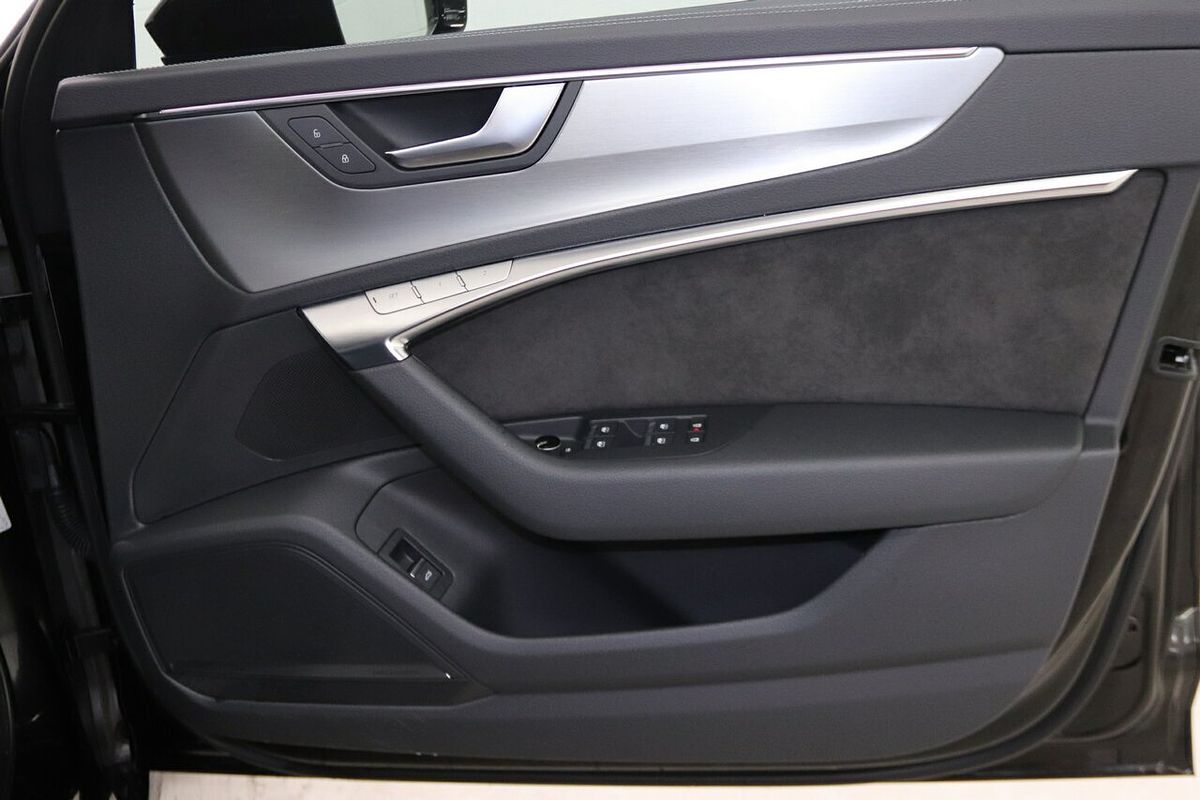 2021 Audi A6 55 TFSI S line C8