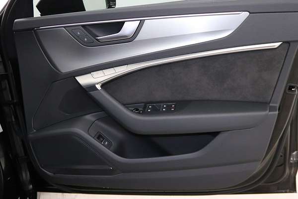 2021 Audi A6 55 TFSI S line C8