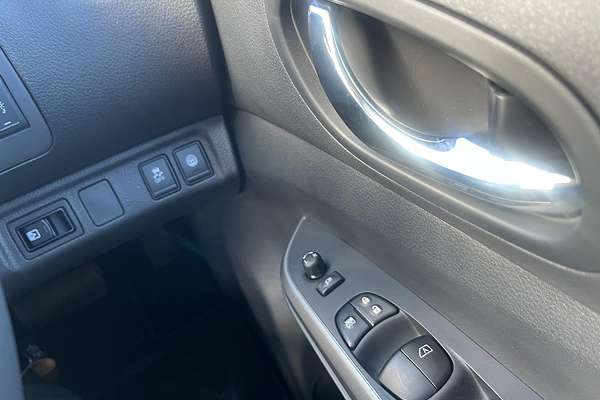 2024 Nissan Navara ST-X D23 4X4
