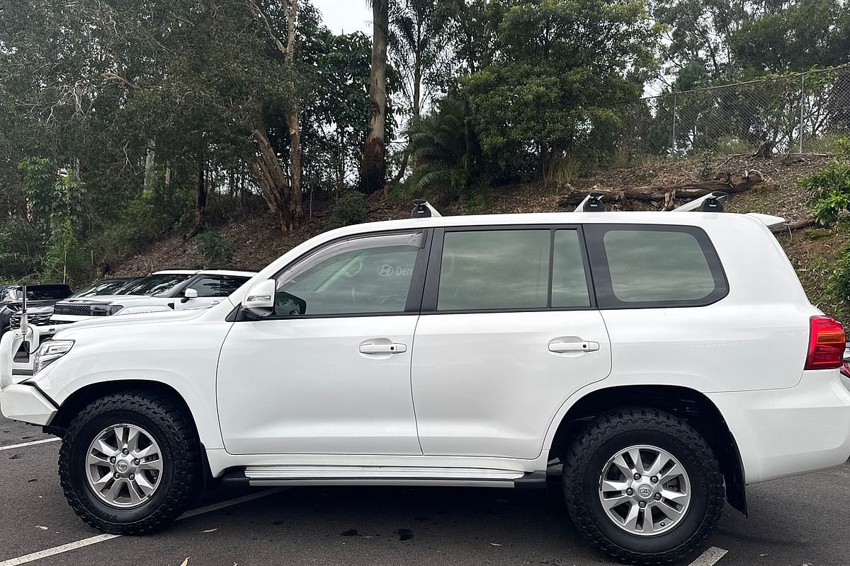 2012 Toyota Landcruiser GXL VDJ200R