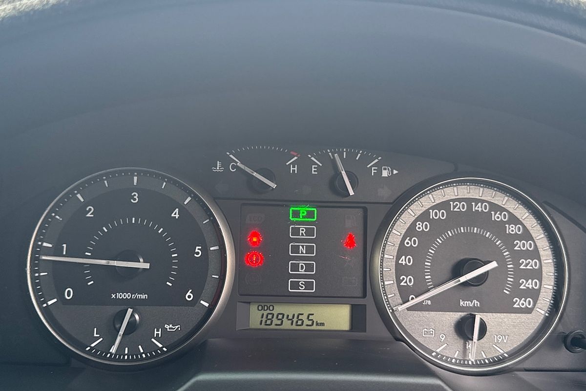 2012 Toyota Landcruiser GXL VDJ200R