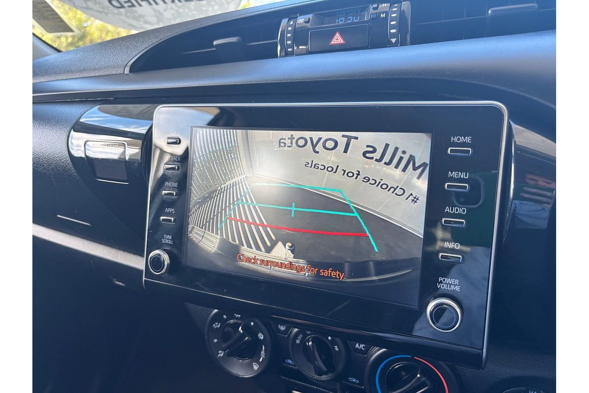 2021 Toyota Hilux