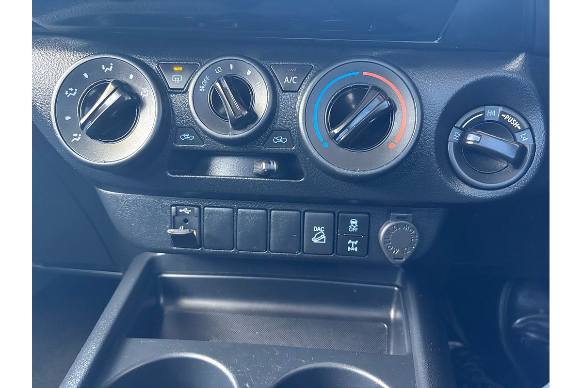 2021 Toyota Hilux