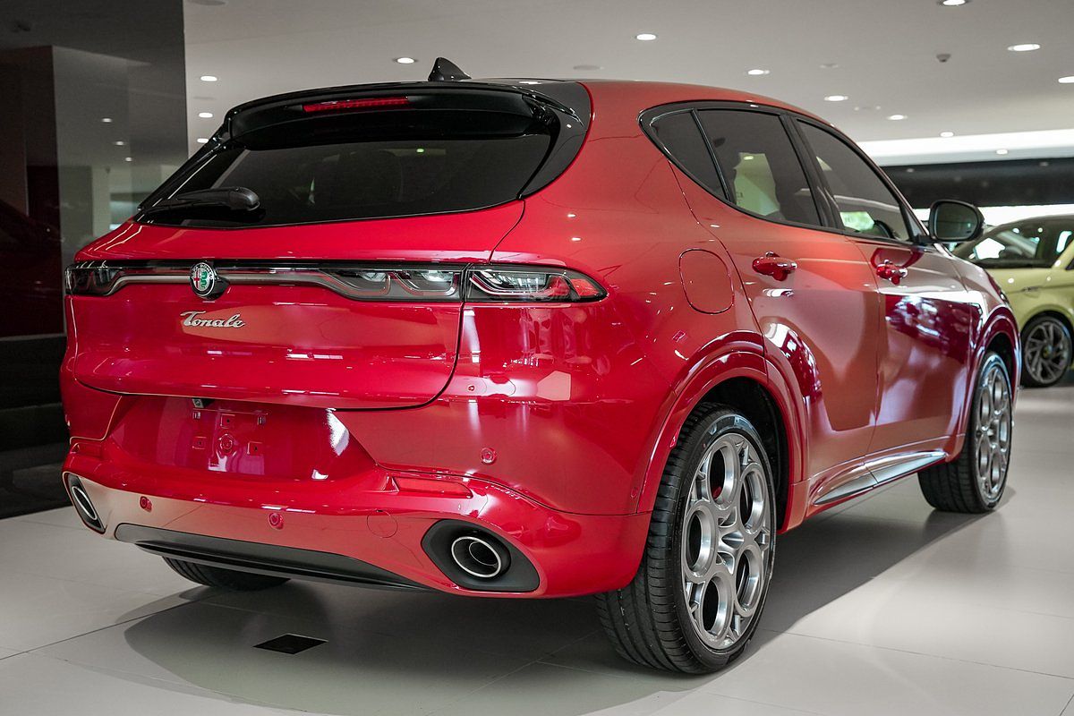 2024 Alfa Romeo Tonale TRIBUTO ITALIANO PHEV MY24