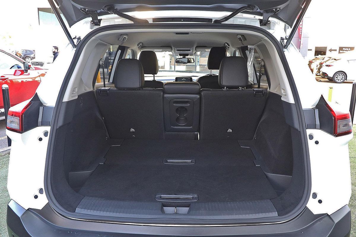 2023 Nissan X-TRAIL ST-L T33