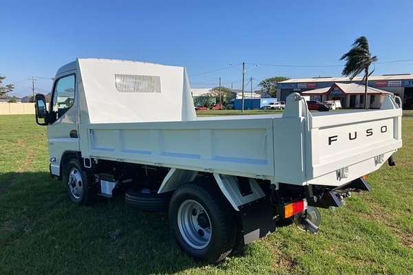 2024 Fuso Canter 615