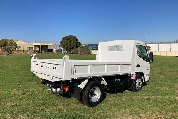 2024 Fuso Canter 615