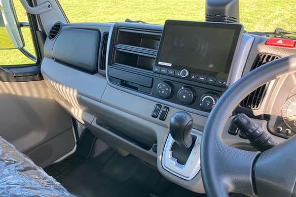 2024 Fuso Canter 615