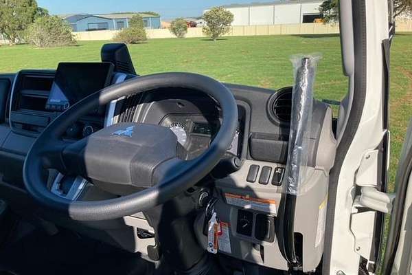 2024 Fuso Canter 615
