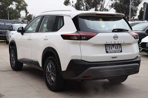 2025 Nissan X-TRAIL ST T33