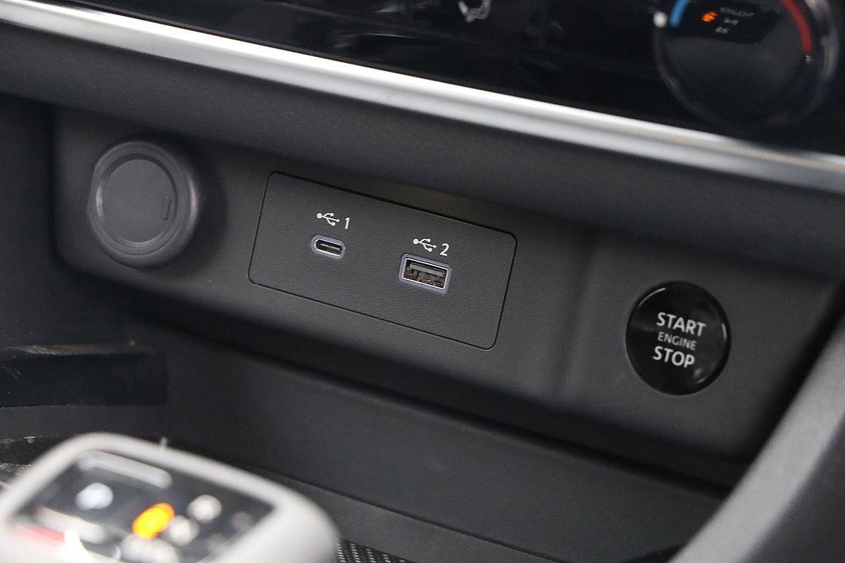 2025 Nissan X-TRAIL ST T33